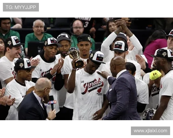 ✅体育直播🏆世界杯直播🏀NBA直播⚽- 【地评线】太阳鸟时评：与“数”俱进，让“数字鸿沟”变为“数字红利”- sports